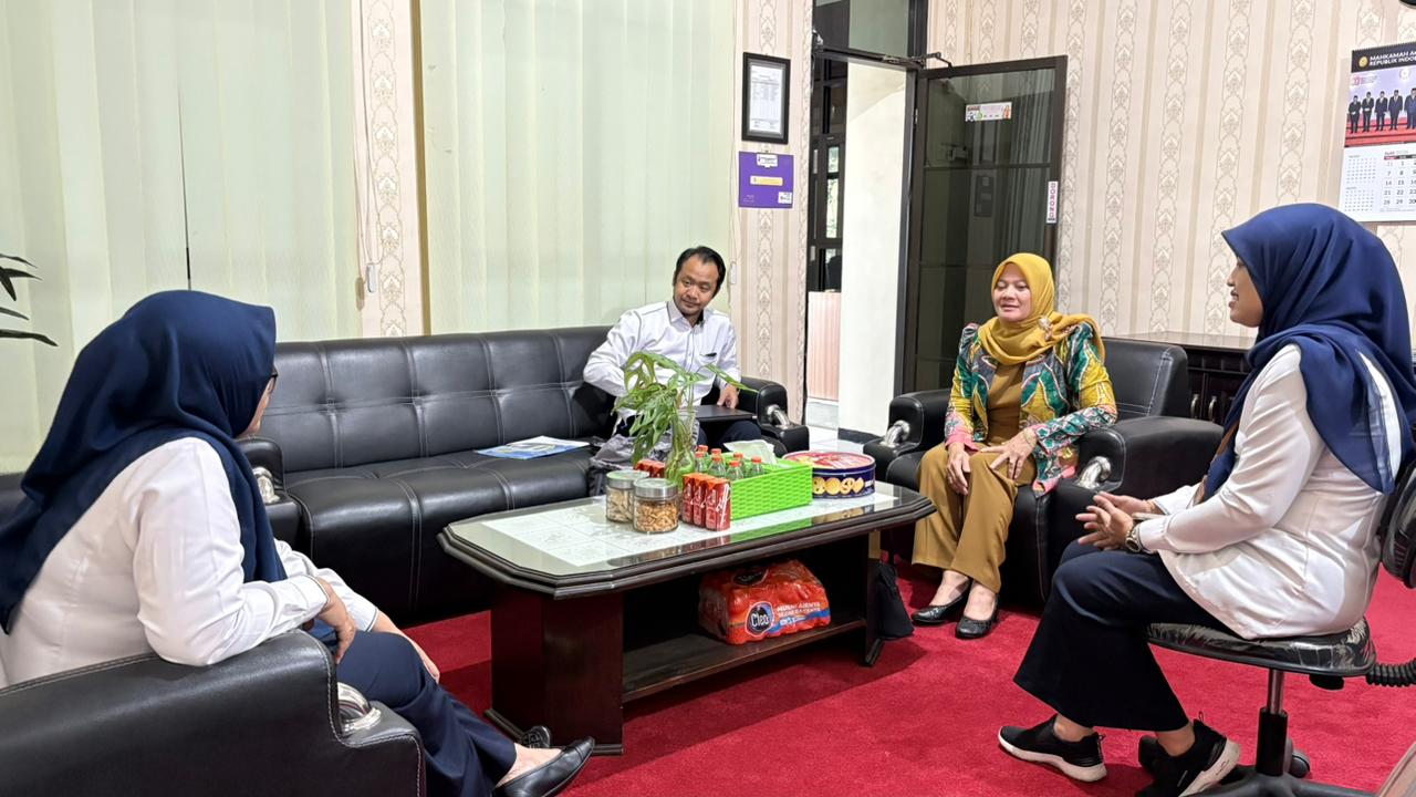 Badilag Turun Langsung ke PA Kota Malang! Panggilan Surat Tercatat dan e-Court Jadi Fokus Evaluasi